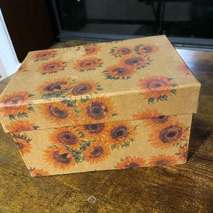 vintage sunflower stationary box